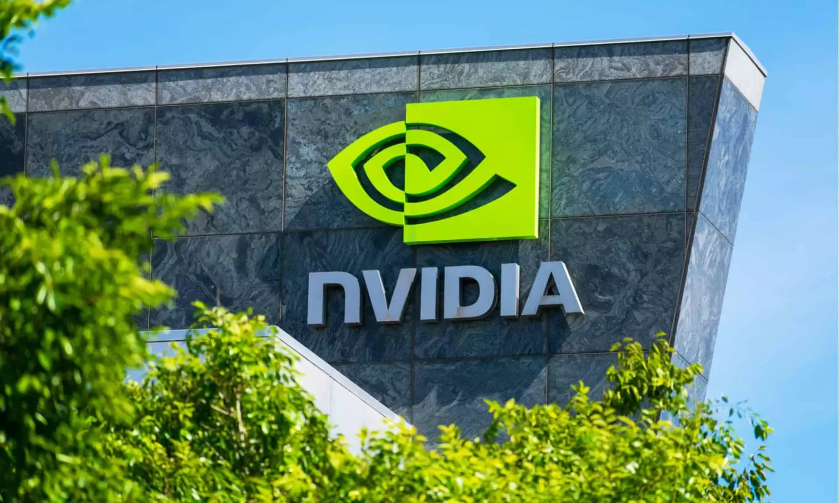 Nvidia'nın gelirleri patladı: Yapay zeka GPU talebi tüm stokları eritti - LLM konulu yazı görseli