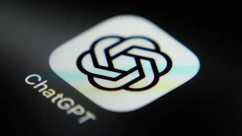 OpenAI, ChatGPT İçin PIN ve Face ID Korumalı 'Kilitli Sohbetler' Özelliğini Kullanıma Sundu - öneri yazı görseli